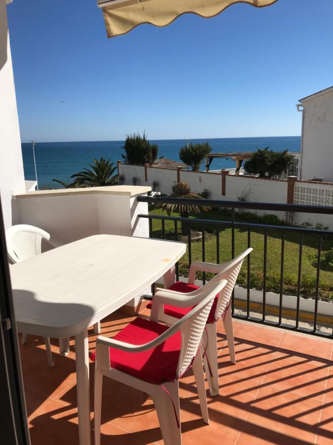 נרחה Apartamento A Pie De Playa. מראה חיצוני תמונה